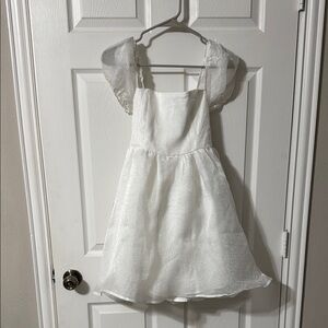 Elegant White Women’s Mini Dress